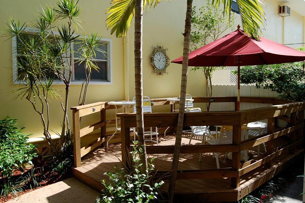 Alcazar Resort- Gay Mens Resort 포트 로더데일 외부 사진